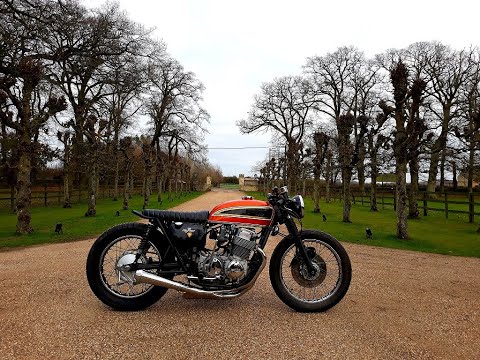 Honda CB750 Café Racer / Brat