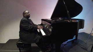 Cyrus Chestnut Tea For Two