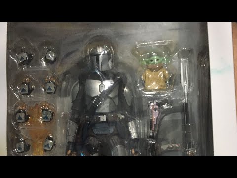 Star Wars MAFEX The Mandalorian Review