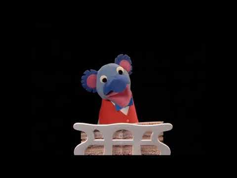 Jordan's Sound Effects Compilation No.18:Hollywoodedge, Crowd 30000 With Whistle LCA 010401