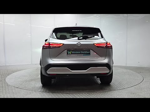 Nissan Qashqai 1.3 PET MILD HYBRID SV PREMIUM *Scr - Image 2