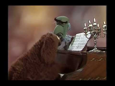 The Muppet Show - 301: Kris Kristofferson & Rita Coolidge - UK Spot: “A Frog He Would A-Wooing Go”