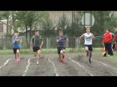 100 m  chłopców - klasy III