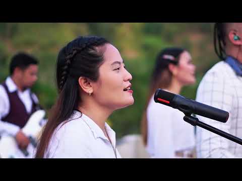 𝟏𝟎,𝟎𝟎𝟎 𝐑𝐄𝐀𝐒𝐎𝐍𝐒 (𝐁𝐥𝐞𝐬𝐬 𝐓𝐡𝐞 𝐋𝐨𝐫𝐝)-Matt Redman (Scenery Strains Cebu Cover)