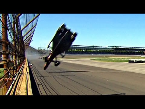 Castroneves and Mann's crash - 2015 Indy 500 practice
