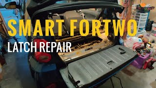 One way to fix the hatch on a Smart ForTwo Cabriolet