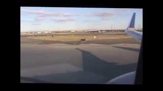 preview picture of video 'United Airlines 737-900 arrival@Newark'