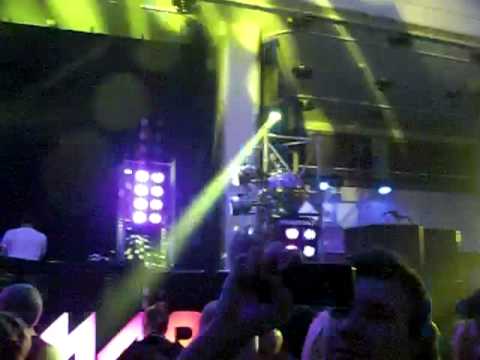 DJ Orkidea playing Thrillseekers - Synaesthesia (Haris C Bootleg) at Hallmark 14.2.2009