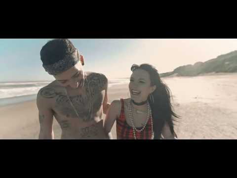 LA JOAQUI feat Fili Wey - Falso Amor (Video Oficial)