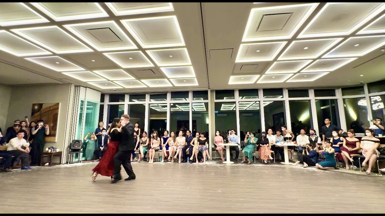 Video thumbnail for Maria Ines Bogado y Sergiy Podbolotnyy - Jan 2023 Hong Kong, Peace & Love Welcome Milonga