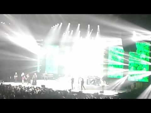 Laura Pausini à Forest National à Bruxelles le 16 octobre 2016 (Belgique)