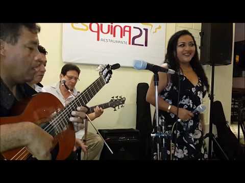 Silvia Del Río - Vals: Risas y Lagrimas