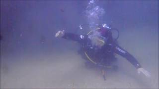 Bateig de la Núria amb l&#39;Eva -Calm Down -l&#39;escala-