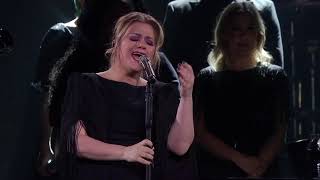 Kelly Clarkson - A Minute + a Glass of Wine (Live in Indianapolis, IN)
