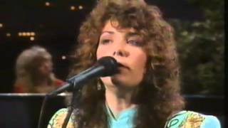 Eighteen Wheel and a dozen roses, Kathy Mattea