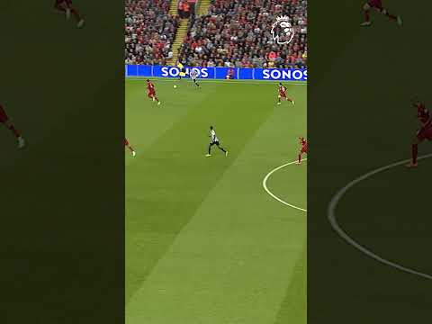 AMAZING Alexander Isak finish vs Liverpool