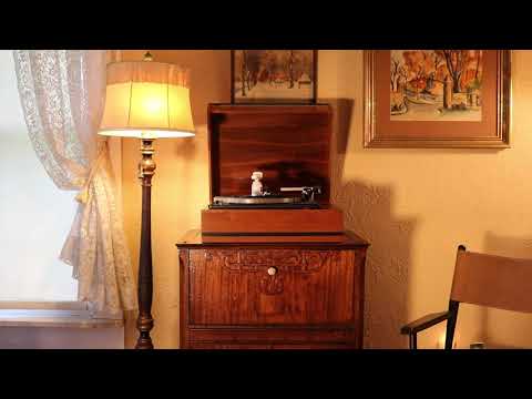 "The New Moon", Side 2...Al Goodman And His Orch...Wrightson - Greer - Dame & Oxford..RCA 45 rpm