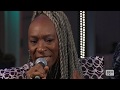 Wunmi - Crossover (Commerciality) (Live studio performance)