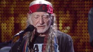 Willie Nelson &amp; Family – It&#39;s All Going to Pot (Live at Farm Aid 2016)