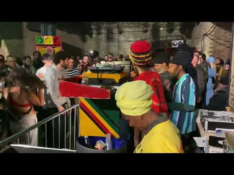 Jah Youth playing "Batta Dem" by Abacush @ The Steel Yard, 18/02/22
