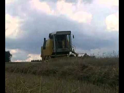 Zniwa New Holland 135