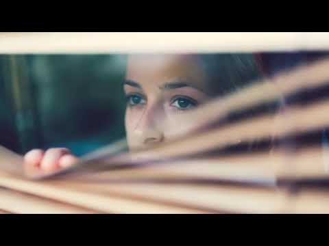 Lucía Gil - Volveremos A Brindar (Official Audio)