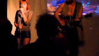 Carmen Maria Vega "Fais moi mal Johnny" @ Péniche El Alamein 03/05/15
