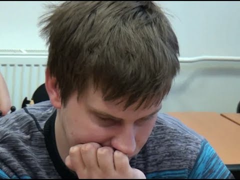 7.4.  Jozef Straka st. -  Martin Zvarík  1/2-1/2