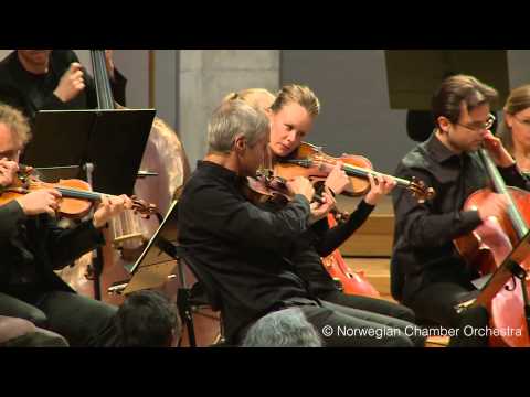 Benjamin Britten: Simple Symphony, 2. Playful Pizzicato
