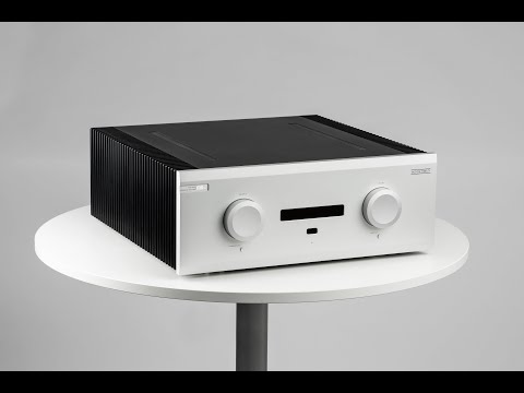 So Macho! Why Musical Fidelity's Massive M8xi Integrated is a Titan Amongst Amplifiers