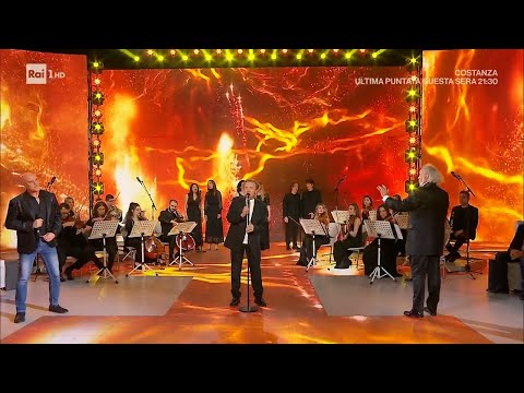 Roby Facchinetti si esibisce con  "Accademia" - Domenica In 13/04/2025