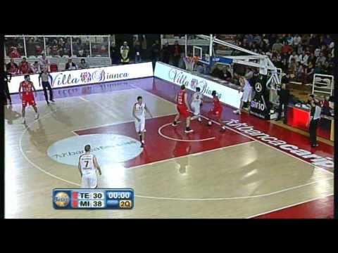 HIGHLIGHTS - Banca Tercas Teramo vs Olimpia EA7 Emporio Armani Milano