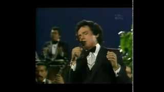 José José - El Triste (con guitarra)