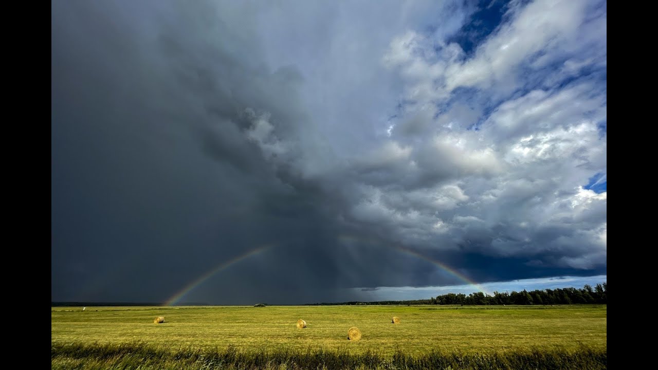 Savaitgalis nusimato audringas: temperatūrai siekiant 30 laipsnių, neišvengsime gausaus lietaus
