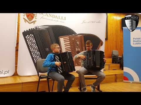 Badinerie J.S.Bach - Filip Siwiecki & Kacper Kosztyła. Scandalli C442 & Scandalli BJC442