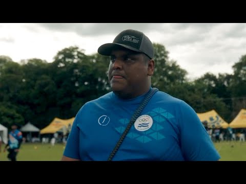 Roberto Hernandez | History for El Salvador | Behind the Bow