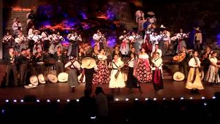 "Carabina 30-30".."La Adelita",  y  "Yo me muero donde quiera"