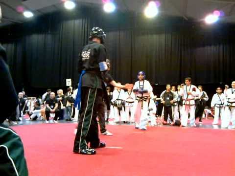 TKD Black Belt Sparring   NI vs Argentina Rd  2