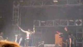 singalong with the Kaiser Chiefs!