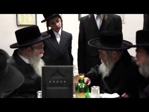 Kretchnif Siget Rebbe Visiting Reb Leibush Of Pshevorsk In Antwerp - 5774
