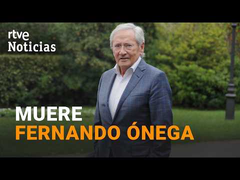 El escritor Gregorio Morán en la presentación del número 15 de la revista Periférica