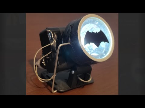Bat Signal DIY | Batman v Superman | Bat light theme song