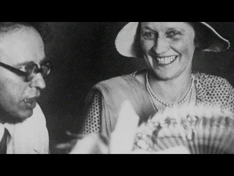 How Nancy Astor Called Out Stalin on Human Rights