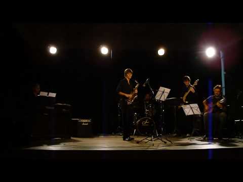 NILTON CEZAR (acompanhamento 4Confusion) - BOB MINTZER "SLAMMIN" (01/06/ 2010)
