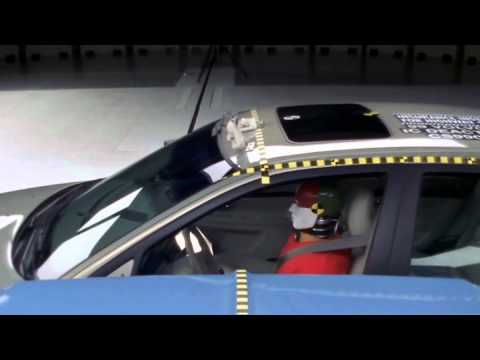 Volvo S80 and full-size pickup side impact crash test by IIHS
