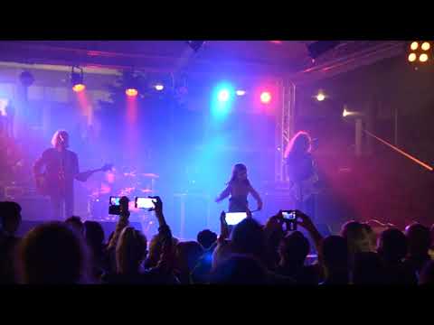 TRESE LUPA UDARA - TRESE LUPA UDARA (LIVE @ MUZEJ ISTORIJE JUGOSLAVIJE)