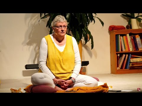 Fortgeschrittenes Pranayama mit Mangala - Yoga Vidya  Bad Meinberg - Live 06:00 29.09.2021