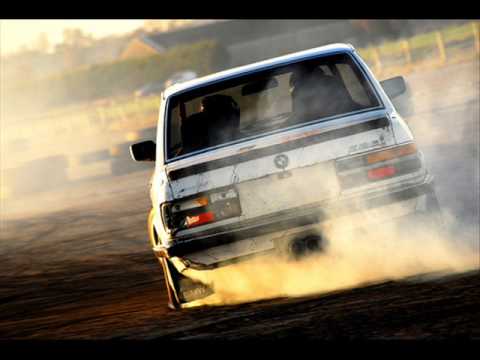 Micro One - Keisciau Nei Keista.wmv