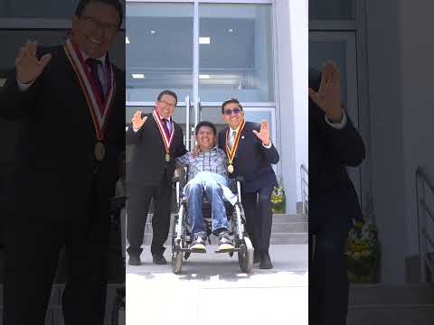 INAUGURAN MODERNO EDIFICIO DE LA E.P. DE DERECHO Y CIENCIAS POLÍTICAS DE LA UNJBG