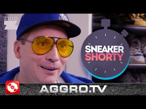 BEE LOW - SNEAKER SHORTY -TURNSCHUH.TV AUF AGGROTV